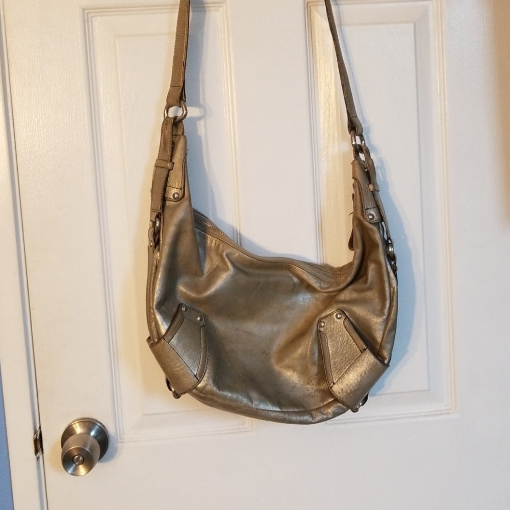 Super nice leather Kenneth Cole hobo bag.